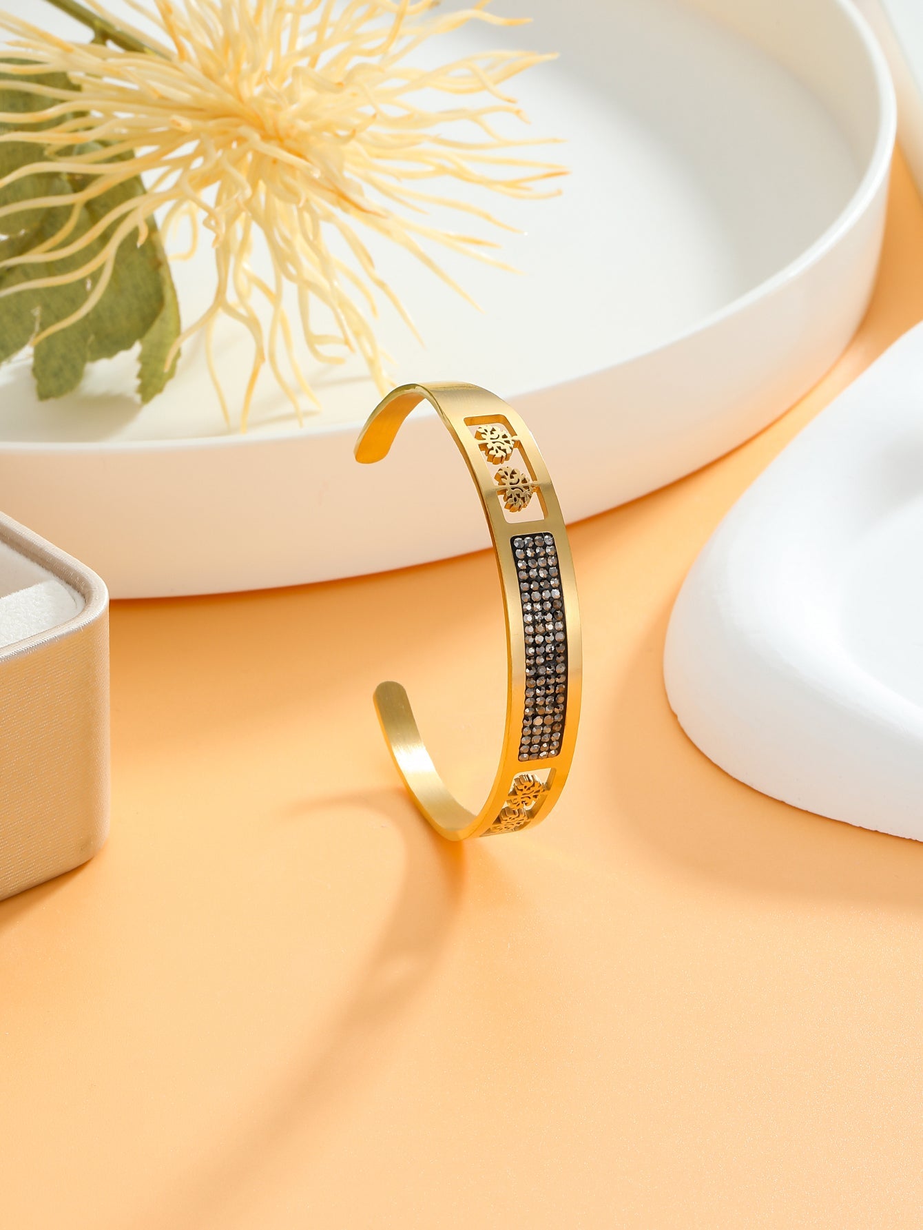 Simple Style Classic Style Color Block Stainless Steel Plating Inlay Zircon 18k Gold Plated Bangle