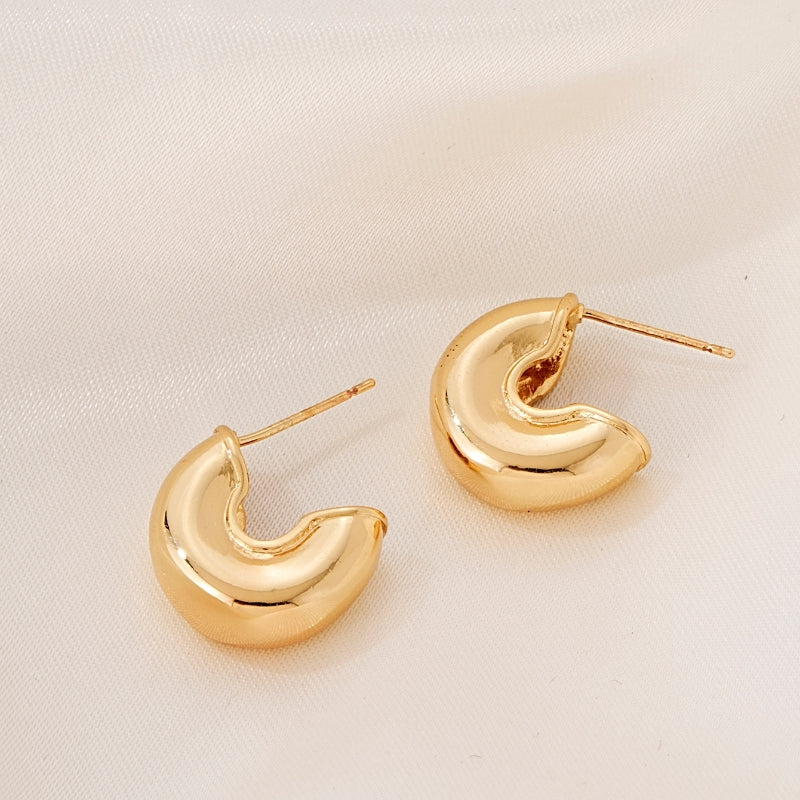 1 Pair Simple Style Classic Style Solid Color Polishing Plating Copper Gold Plated Silver Plated Ear Studs