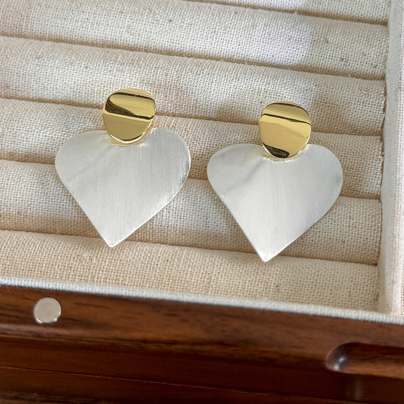 1 Pair Vintage Style Heart Shape Plating Alloy Gold Plated Ear Studs