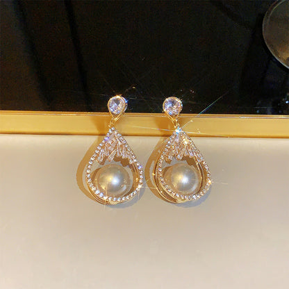 1 Pair Sweet Simple Style Water Droplets Plating Inlay Copper Alloy Artificial Rhinestones Zircon 18k Gold Plated Drop Earrings