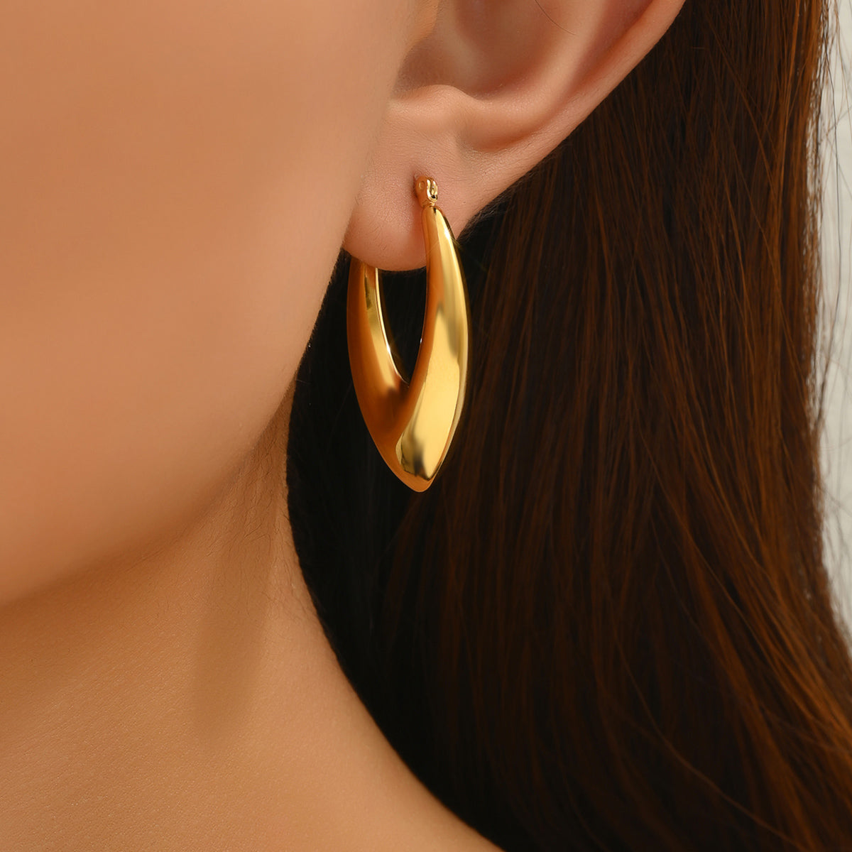 1 Pair Classic Style Roman Style Solid Color Plating Stainless Steel Titanium Steel 18k Gold Plated Gold Plated Earrings