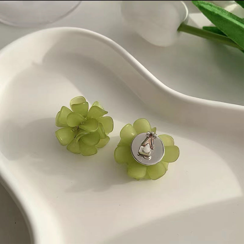 1 Pair Elegant Lady Flower Resin Gold Plated Ear Studs