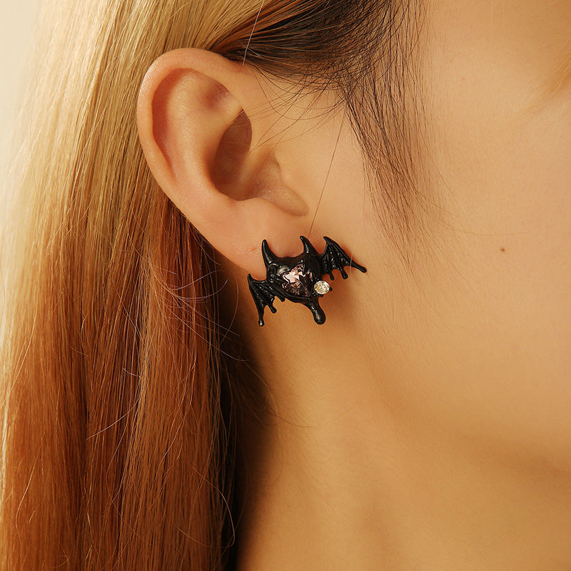 1 Pair Vintage Style Bat Alloy Ear Studs