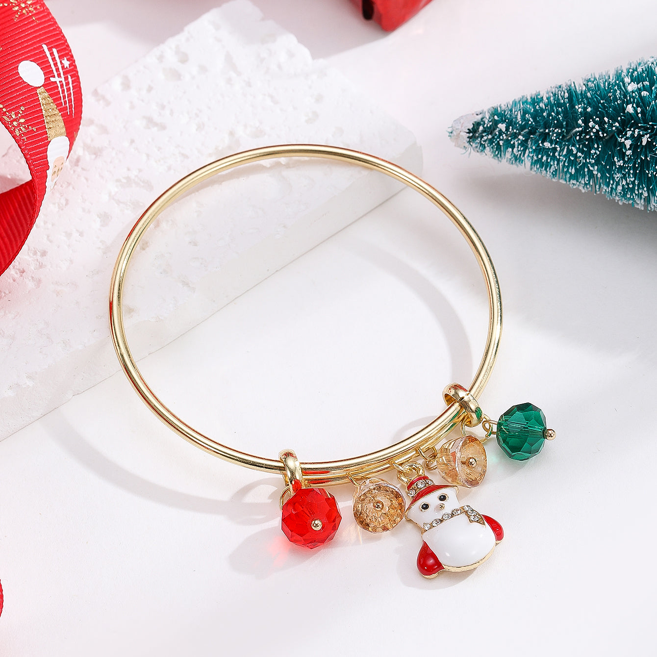 Casual Christmas Streetwear Christmas Tree Santa Claus Alloy Inlay Crystal Gold Plated Women's Bangle