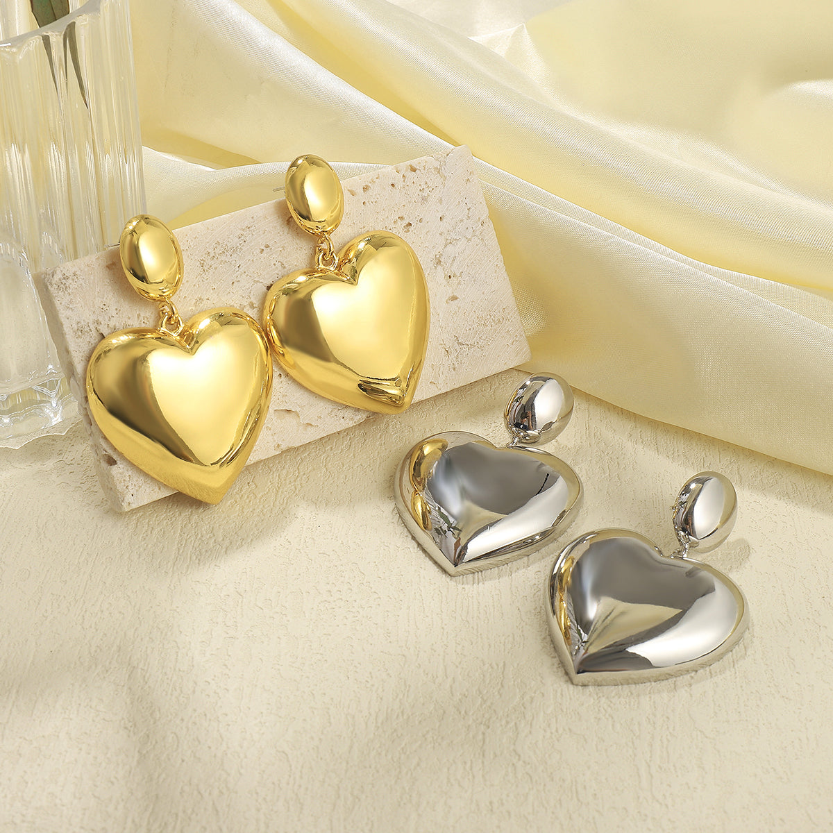 1 Pair Modern Style Simple Style Heart Shape Alloy Drop Earrings