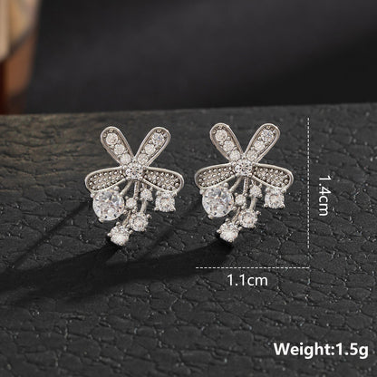 1 Pair Simple Style Leaf Moon Heart Shape Inlay Copper Zircon Drop Earrings Ear Studs