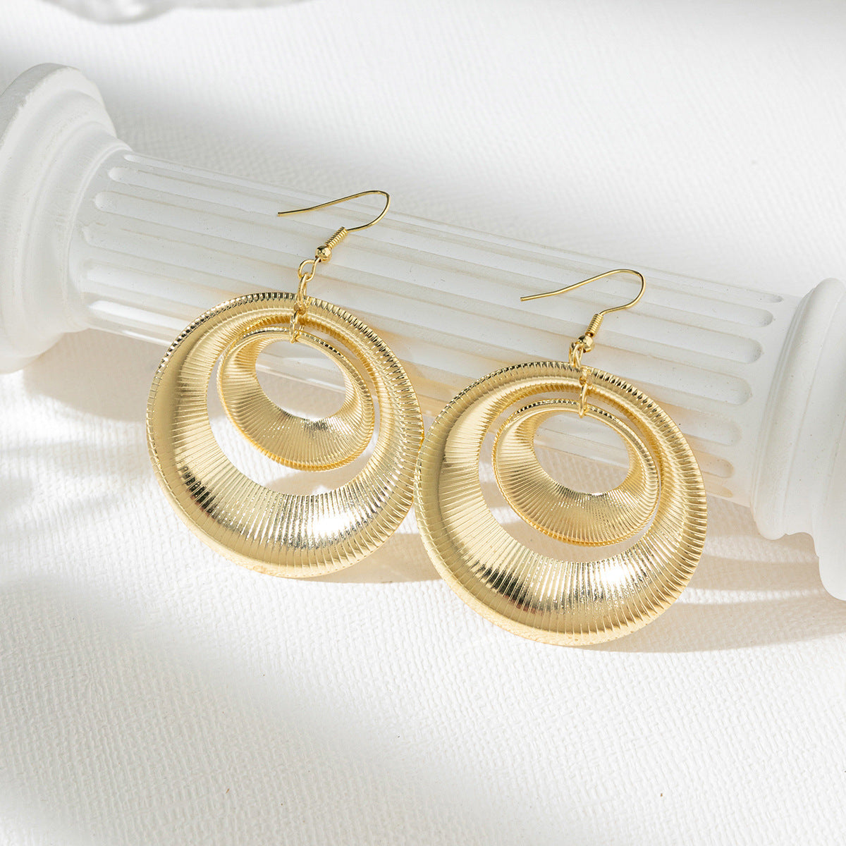 1 Pair Simple Style Classic Style Solid Color Plating Stainless Steel Alloy Gold Plated Drop Earrings