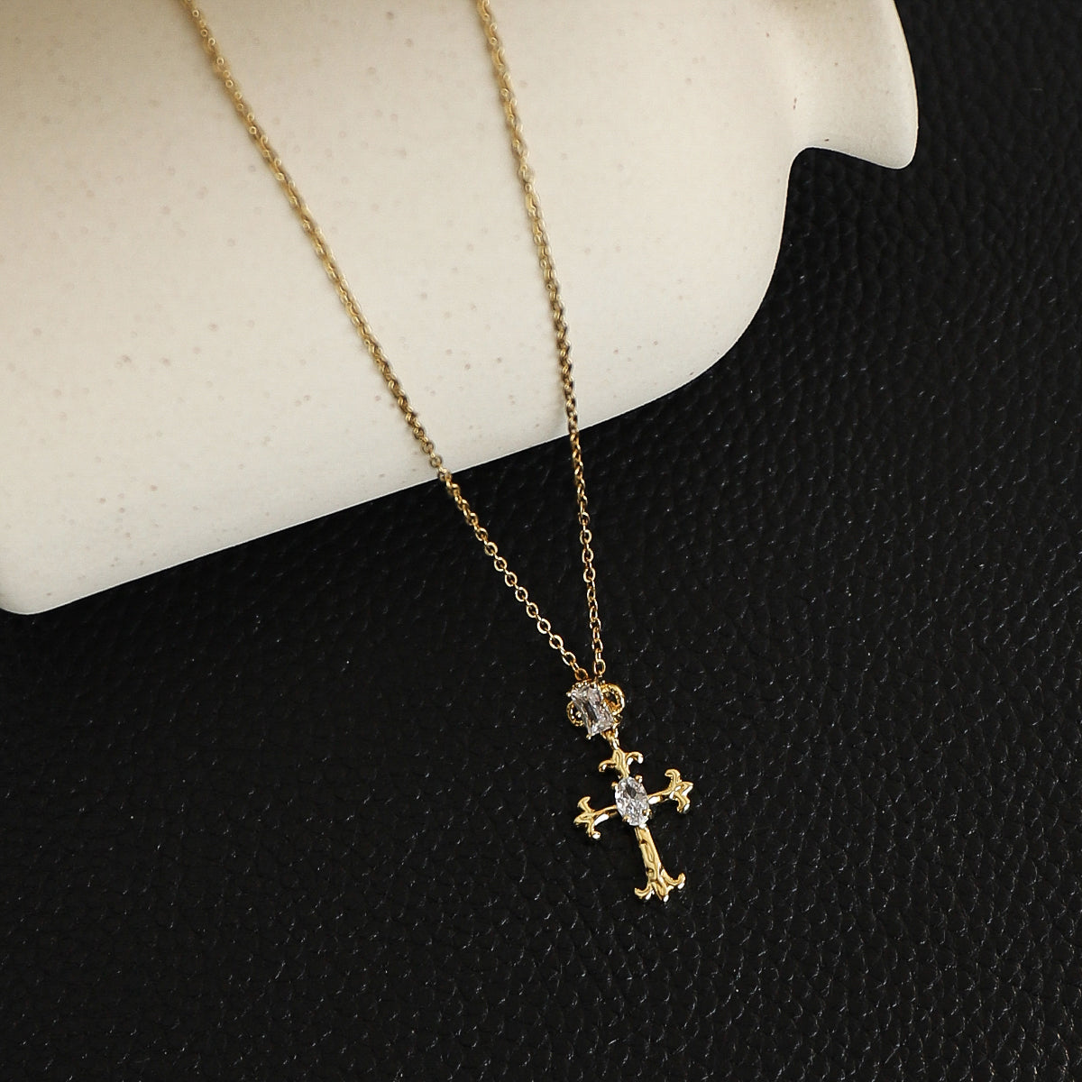 Glam Modern Style Shiny Cross Stainless Steel Copper Plating Inlay Zircon Gold Plated Pendant Necklace