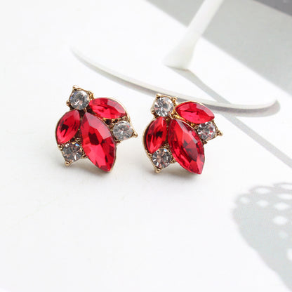 1 Pair Elegant Leaves Plating Inlay Alloy Crystal Rhinestones Gold Plated Ear Studs