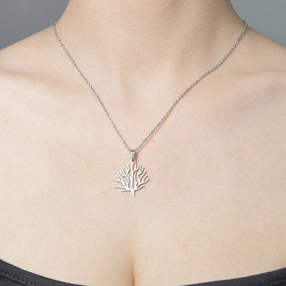 Wholesale Simple Style Leaf Tree Pineapple Stainless Steel Titanium Steel Polishing Plating Pendant Necklace