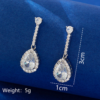 1 Pair Simple Style Leaf Moon Heart Shape Inlay Copper Zircon Drop Earrings Ear Studs