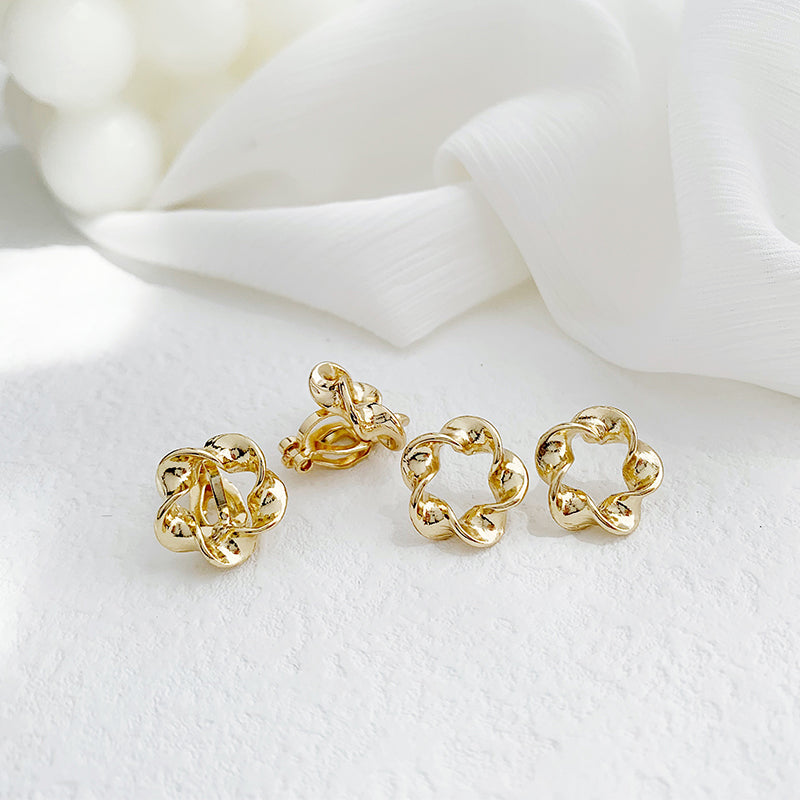 1 Pair Simple Style Classic Style Solid Color Plating Alloy Gold Plated Ear Studs