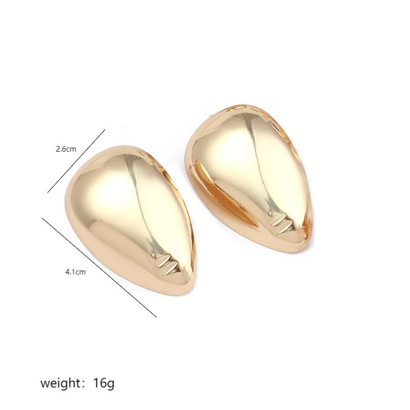 1 Pair Elegant C Shape Heart Shape Polishing Plating Copper 18k Gold Plated White Gold Plated Ear Studs