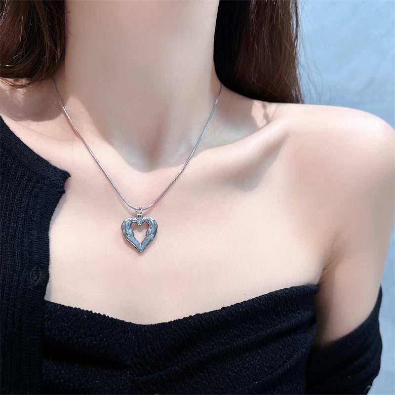 Wholesale Simple Style Heart Shape Stainless Steel Plating Hollow Out Pendant Necklace