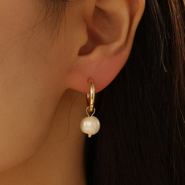 1 Pair Modern Style Korean Style Geometric Stainless Steel Freshwater Pearl Gold Plated Drop Earrings