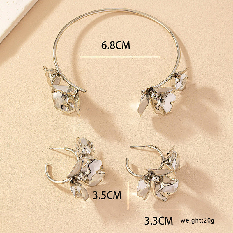 1 Set Elegant Vintage Style Flower Plating Inlay Metal Zircon Hoop Earrings