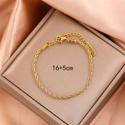 Simple Style Solid Color Stainless Steel 18K Gold Plated Bracelets In Bulk