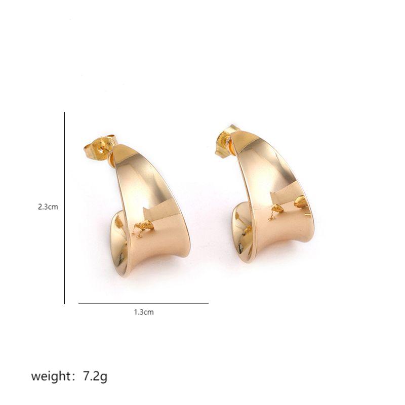 1 Pair Elegant Streetwear Commute C Shape Geometric Plating Copper 18k Gold Plated Ear Studs