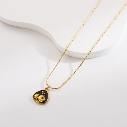 Wholesale Elegant Vintage Style Heart Shape Stainless Steel Titanium Steel Inlay 18k Gold Plated Zircon Pendant Necklace