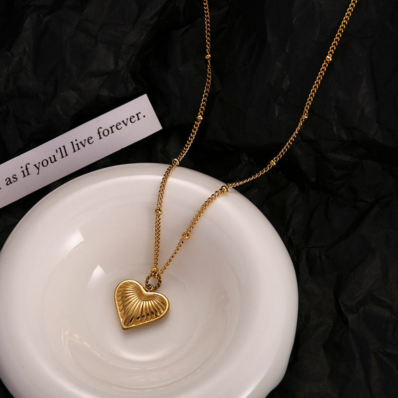 Wholesale Elegant Simple Style Heart Shape Stainless Steel Titanium Steel Plating Gold Plated Pendant Necklace