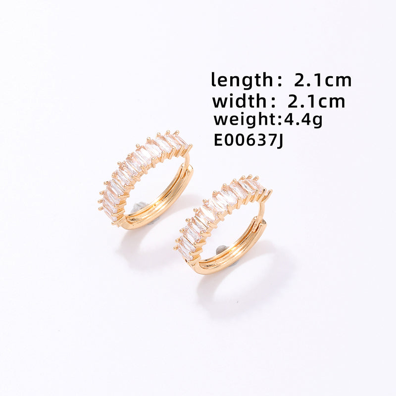 1 Pair Simple Style Geometric Circle Plating Inlay Copper Zircon White Gold Plated Gold Plated Hoop Earrings