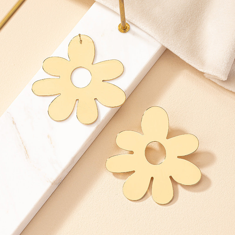 1 Pair Ig Style Vintage Style Flower Plating Iron Gold Plated Ear Studs