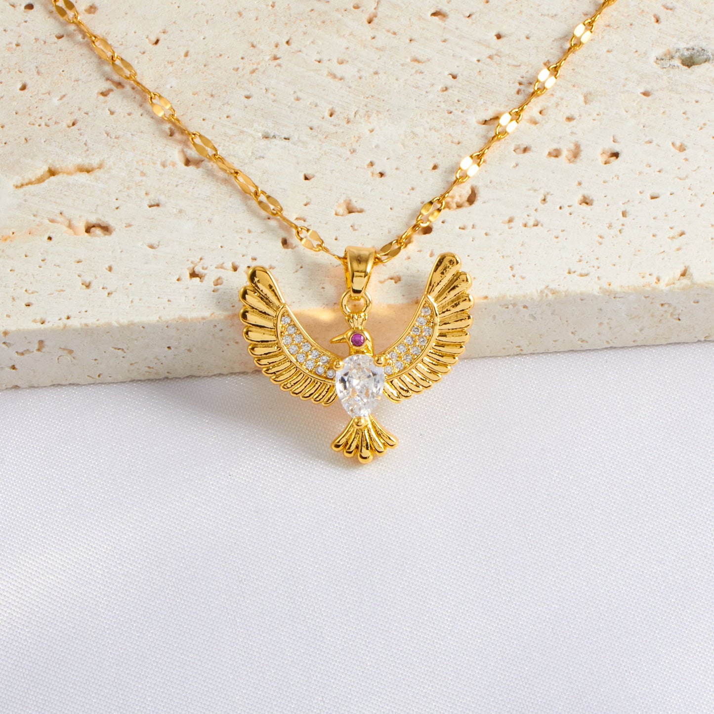 Wholesale Vintage Style Bird Stainless Steel Plating Inlay 18k Gold Plated Rhinestones Zircon Pendant Necklace