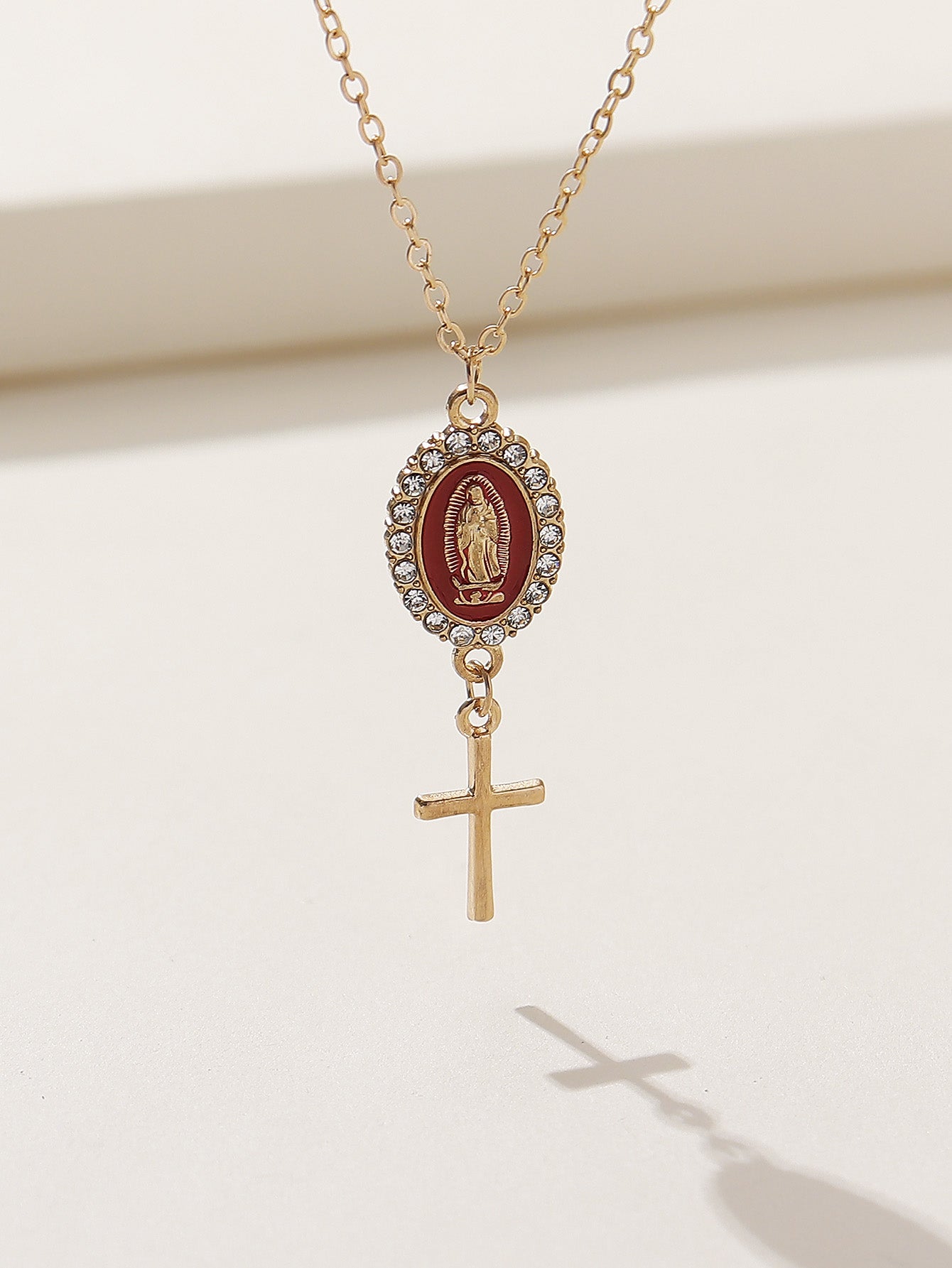 Classical Retro Virgin Mary Oval Artificial Rhinestones Alloy Wholesale Pendant Necklace