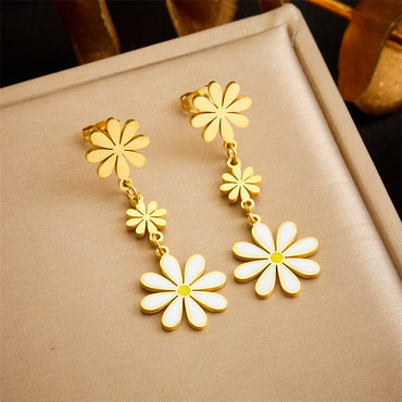 1 Pair Vintage Style Flower Plating Titanium Steel 18k Gold Plated Drop Earrings