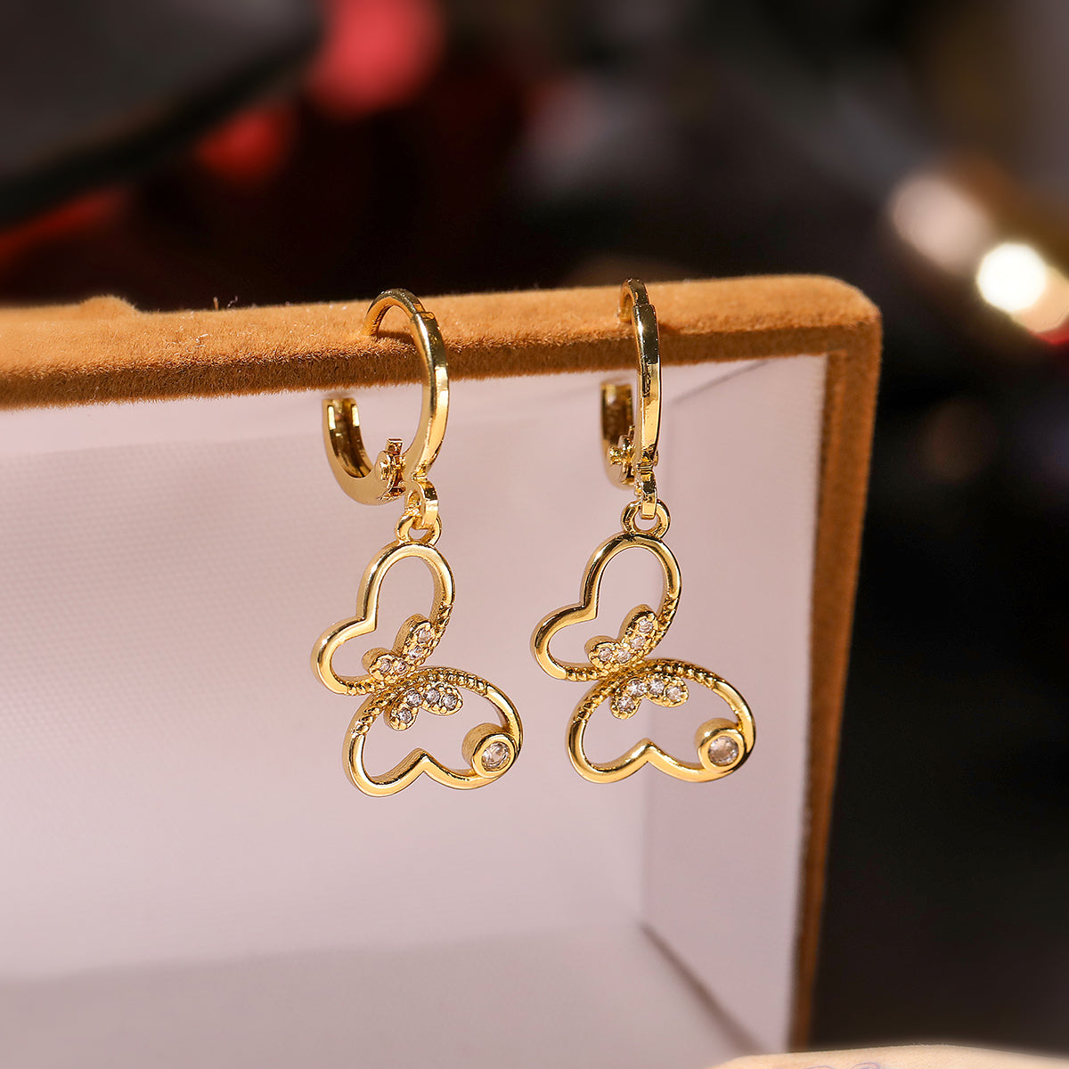 Simple Style Commute Butterfly Copper Plating Inlay Zircon 18k Gold Plated Women's Earrings Necklace