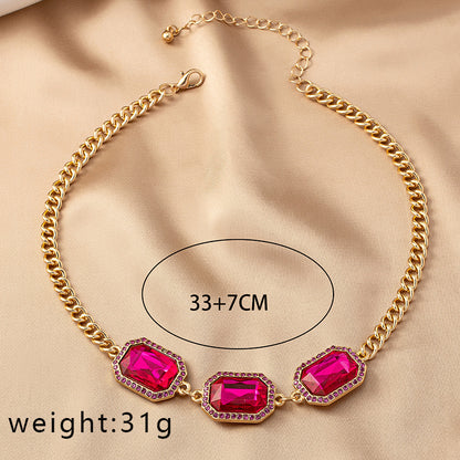 Elegant Retro Luxurious Geometric Quadrilateral Alloy Plating Inlay Gem Women's Necklace