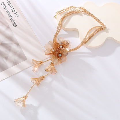 Elegant Luxurious Flower Gold Plated Silver Plated Alloy Wholesale Necklace