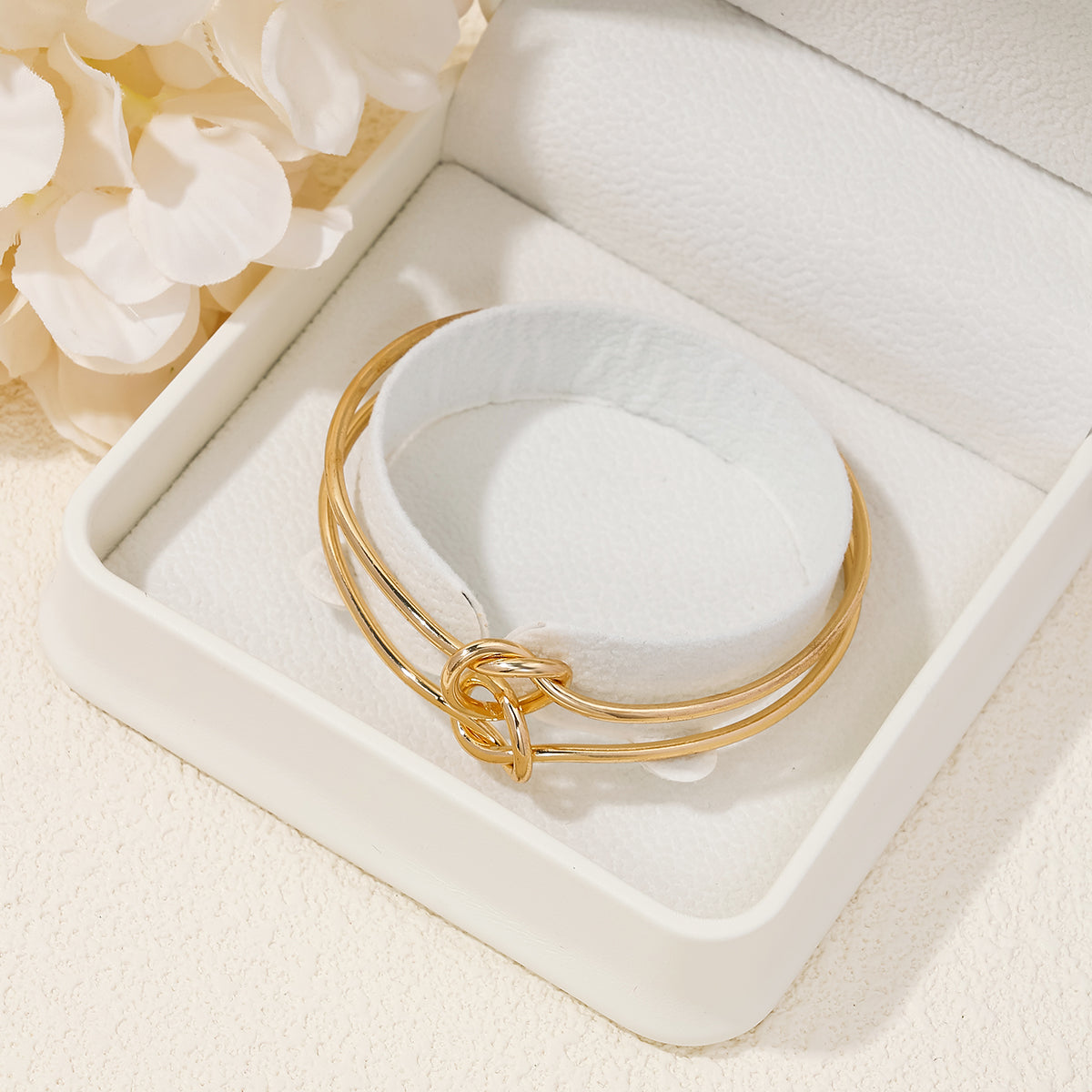 Simple Style Classic Style Geometric Alloy Plating 14k Gold Plated Women's Bangle