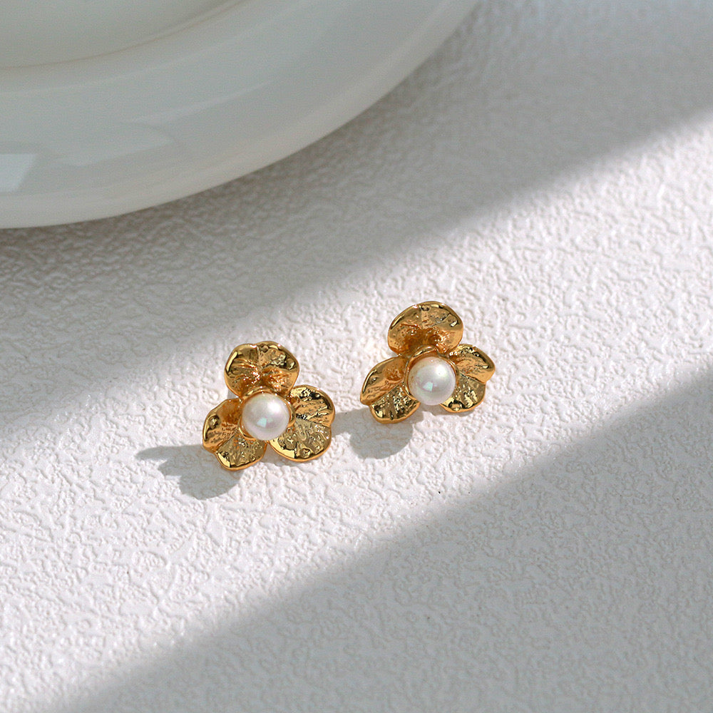 1 Pair Casual Basic Flower Plating Inlay Stainless Steel Artificial Pearls 14k Gold Plated Ear Studs