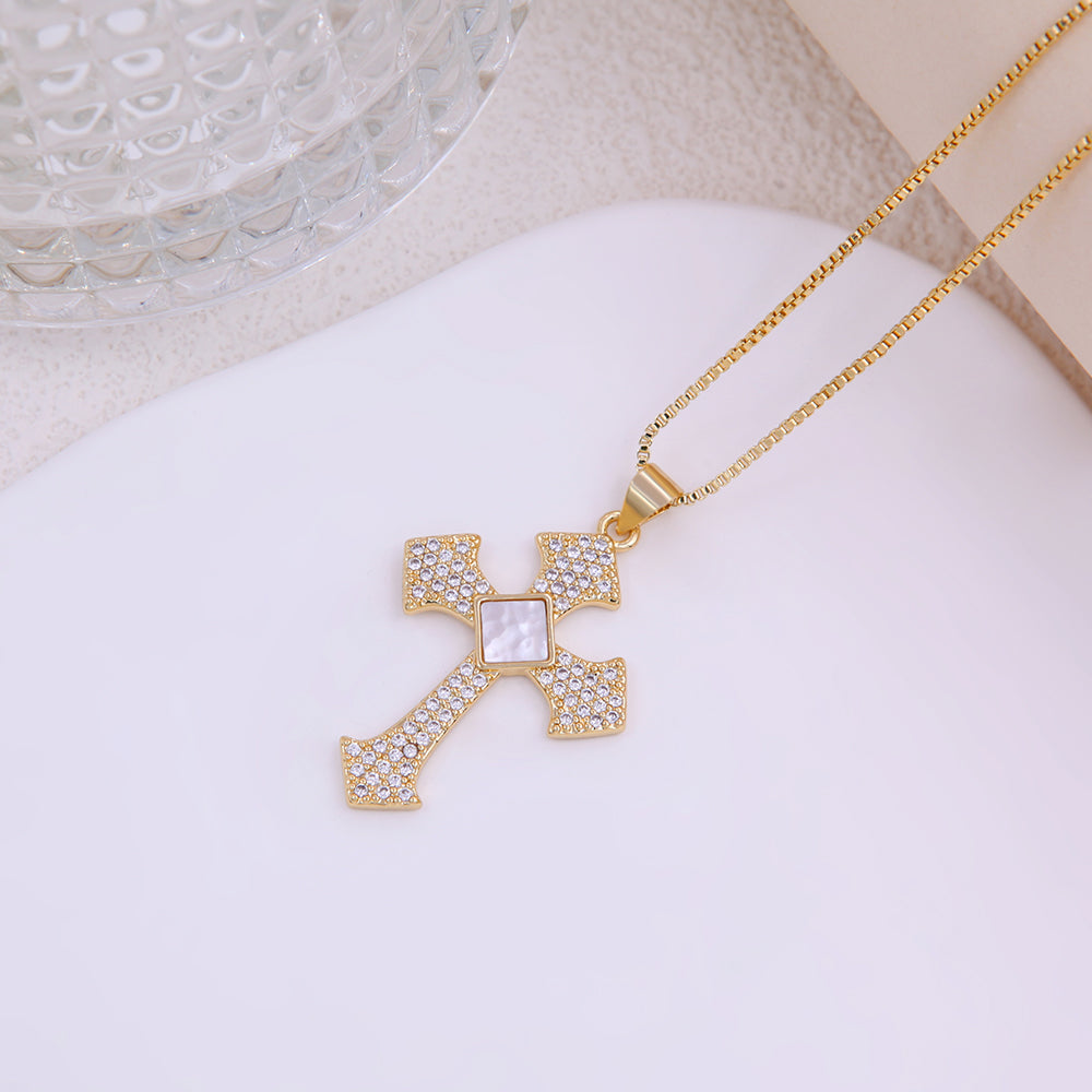 Elegant Lady Marine Style Cross Anchor Shell Copper Plating Inlay Zircon 18k Gold Plated Women's Pendant Necklace