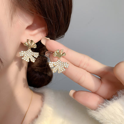 1 Pair Modern Style Commute Leaf Plating Inlay Copper Zircon Drop Earrings