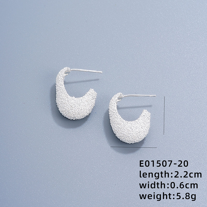 1 Pair Simple Style C Shape Three-dimensional Copper Ear Studs