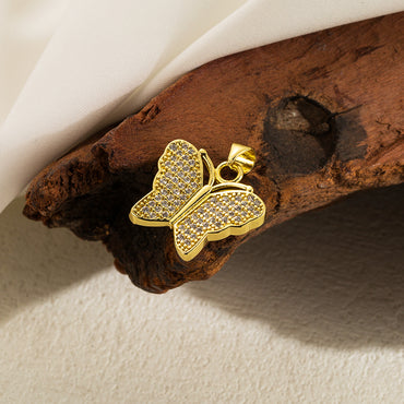 Ig Style Basic Little Bear Cat Butterfly Copper 18k Gold Plated Zircon Pendant Necklace In Bulk