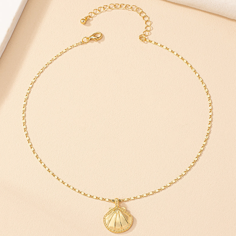 Simple Style Rose Bee Shell Alloy Plating Women's Pendant Necklace