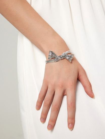 Elegant Exaggerated Bow Knot Copper Silver Plated Bangle In Bulk