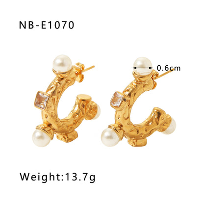 1 Pair Vacation Modern Style Simple Style C Shape Beaded Plating Inlay Stainless Steel Artificial Pearls Diamond 18k Gold Plated Ear Studs