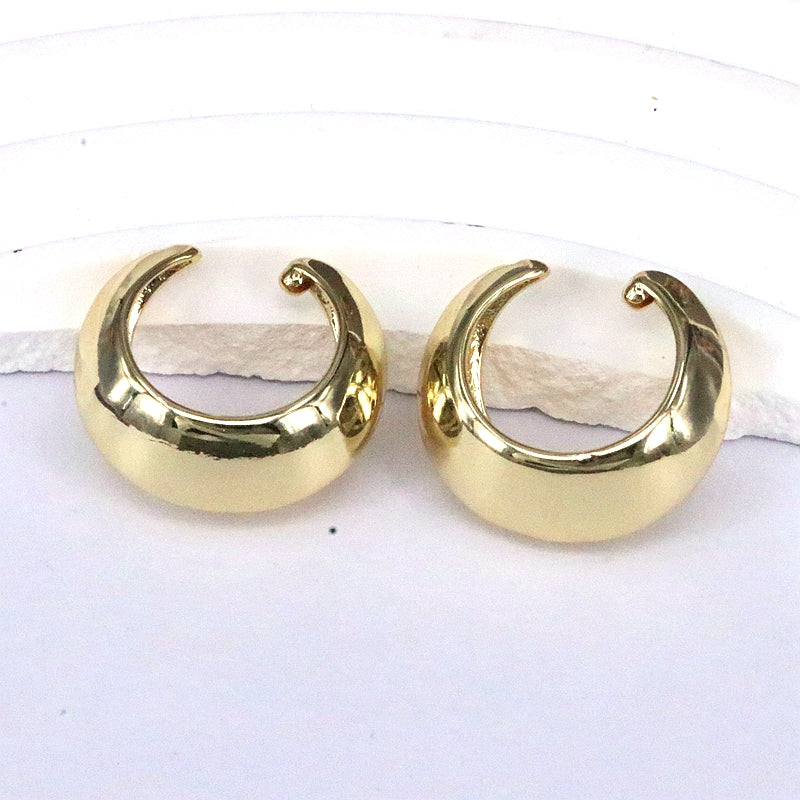 1 Pair Simple Style C Shape Plating Hollow Out Copper 18k Gold Plated Ear Cuffs