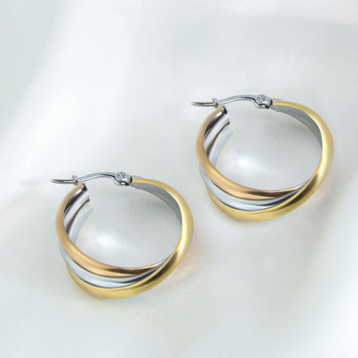 1 Pair Simple Style Commute Round Plating Stainless Steel Gold Plated Earrings