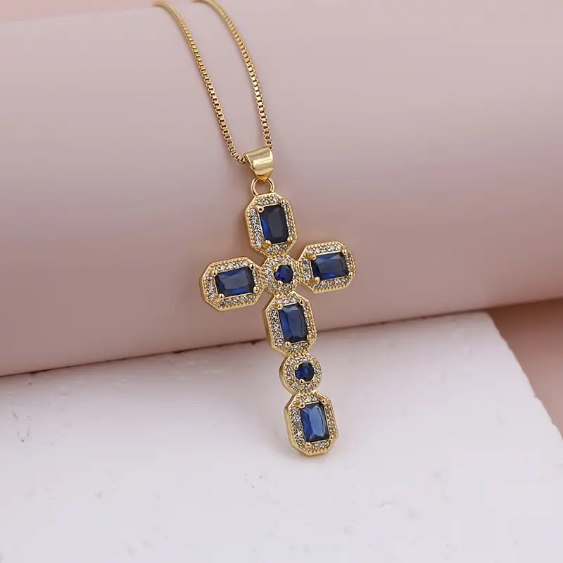 Lady Artistic Shiny Cross Copper 18k Gold Plated Zircon Pendant Necklace In Bulk