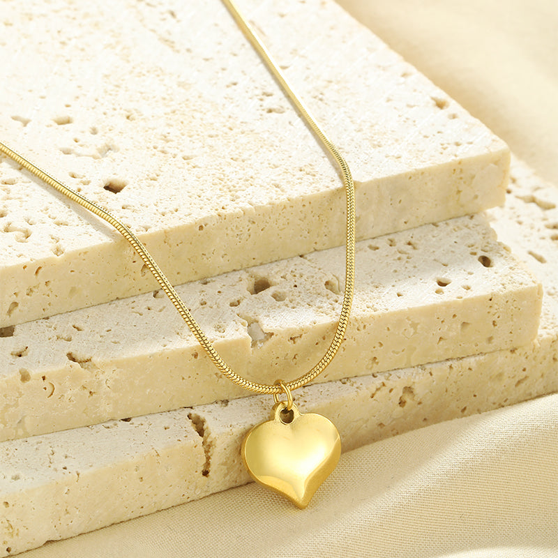 Elegant Heart Shape Solid Color Stainless Steel Plating 18k Gold Plated Pendant Necklace