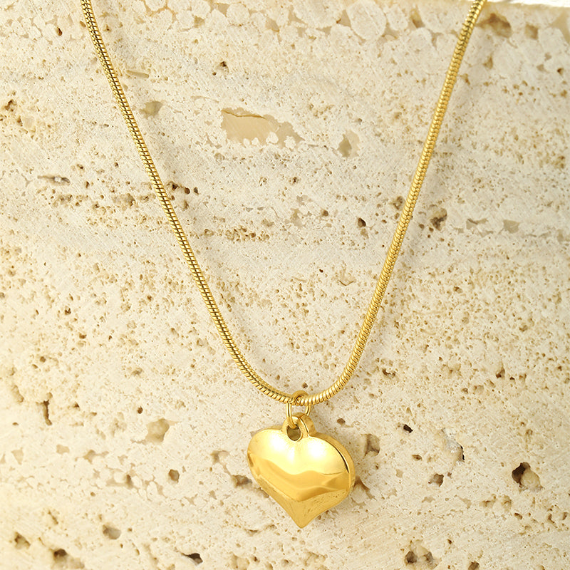 Elegant Heart Shape Solid Color Stainless Steel Plating 18k Gold Plated Pendant Necklace