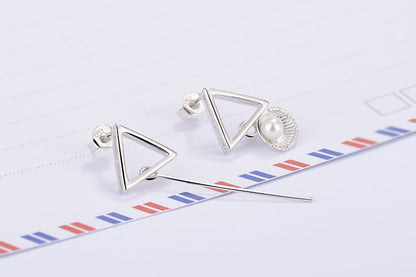 1 Pair Simple Style Triangle Shell Asymmetrical Plating Inlay Copper Pearl White Gold Plated Drop Earrings