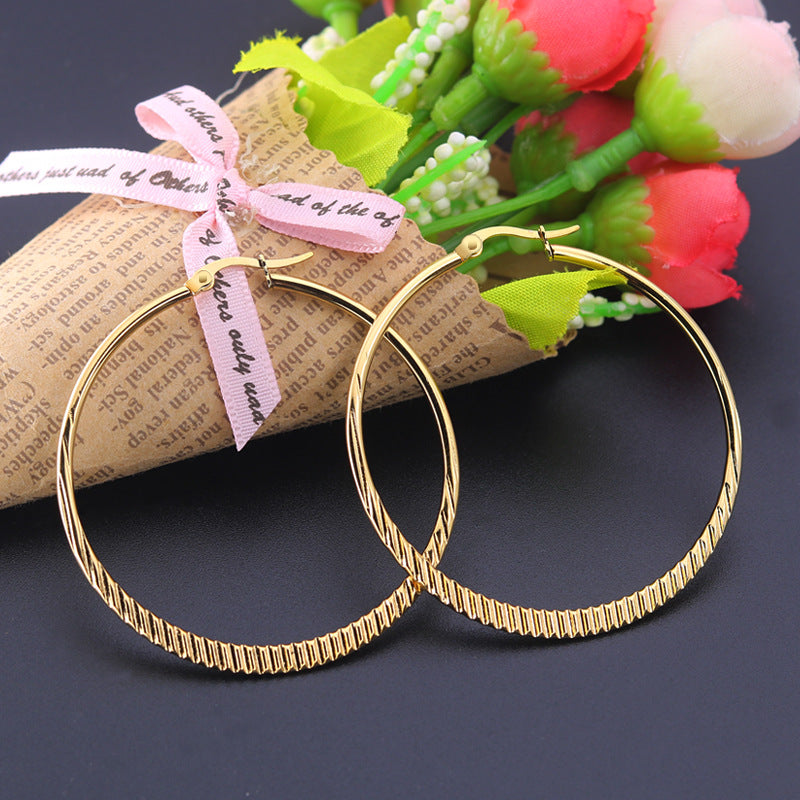 1 Pair Simple Style Round Letter Plating Hollow Out Stainless Steel 18k Gold Plated Silver Plated Earrings