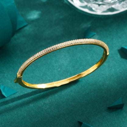 Elegant Luxurious Round Copper 18k Gold Plated Zircon Bangle In Bulk