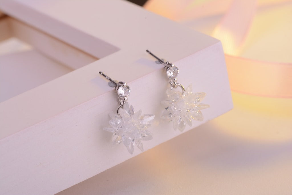 1 Pair Cute Sweet Geometric Snowflake Plating Inlay Copper Zircon Drop Earrings